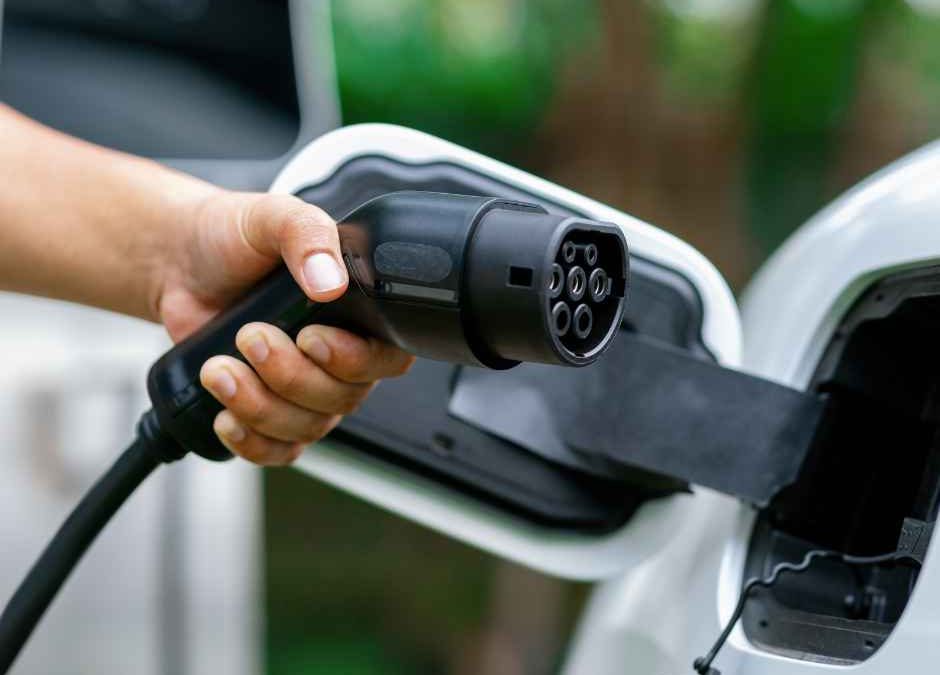 How to Choose the Right EV Charger for Your DFW Home in 2026